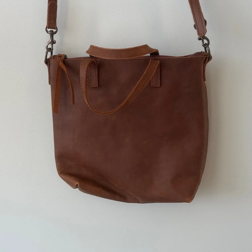 Able Handmade Brown Leather Crossbody Bag - Picture 2 of 10